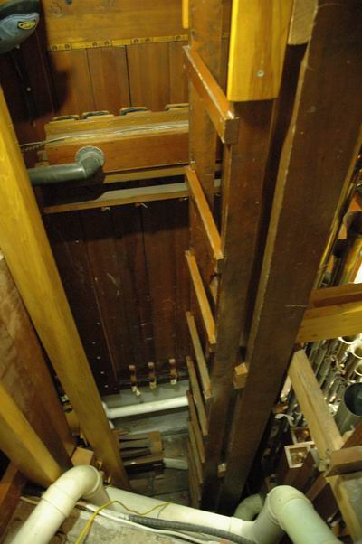 Looking down from middle level of the chamber.